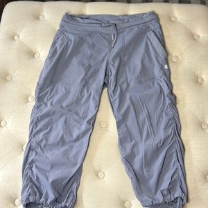 Lululemon - Dance Studio Crop